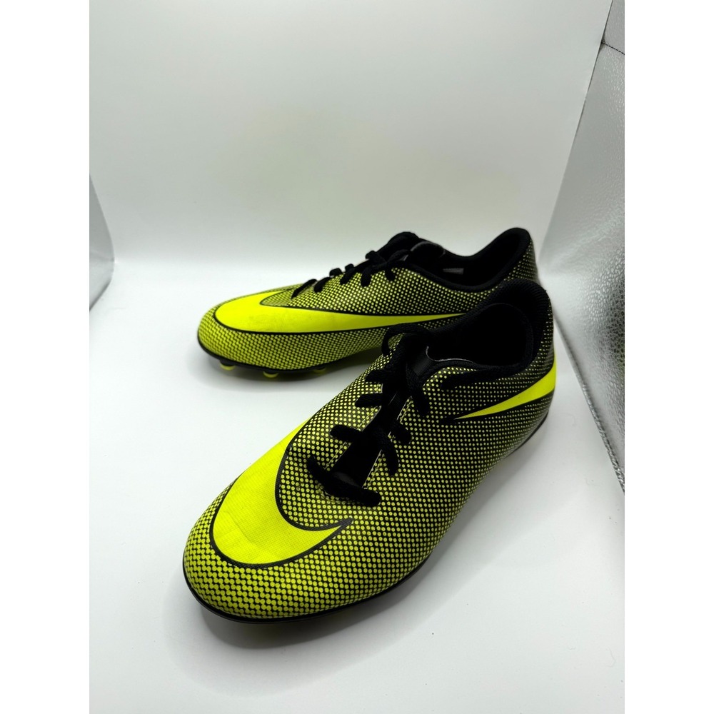 Nike Bravata 2 FG GS 844442-070 Kids 6 Black Volt Mesh Lace Up Football Cleats